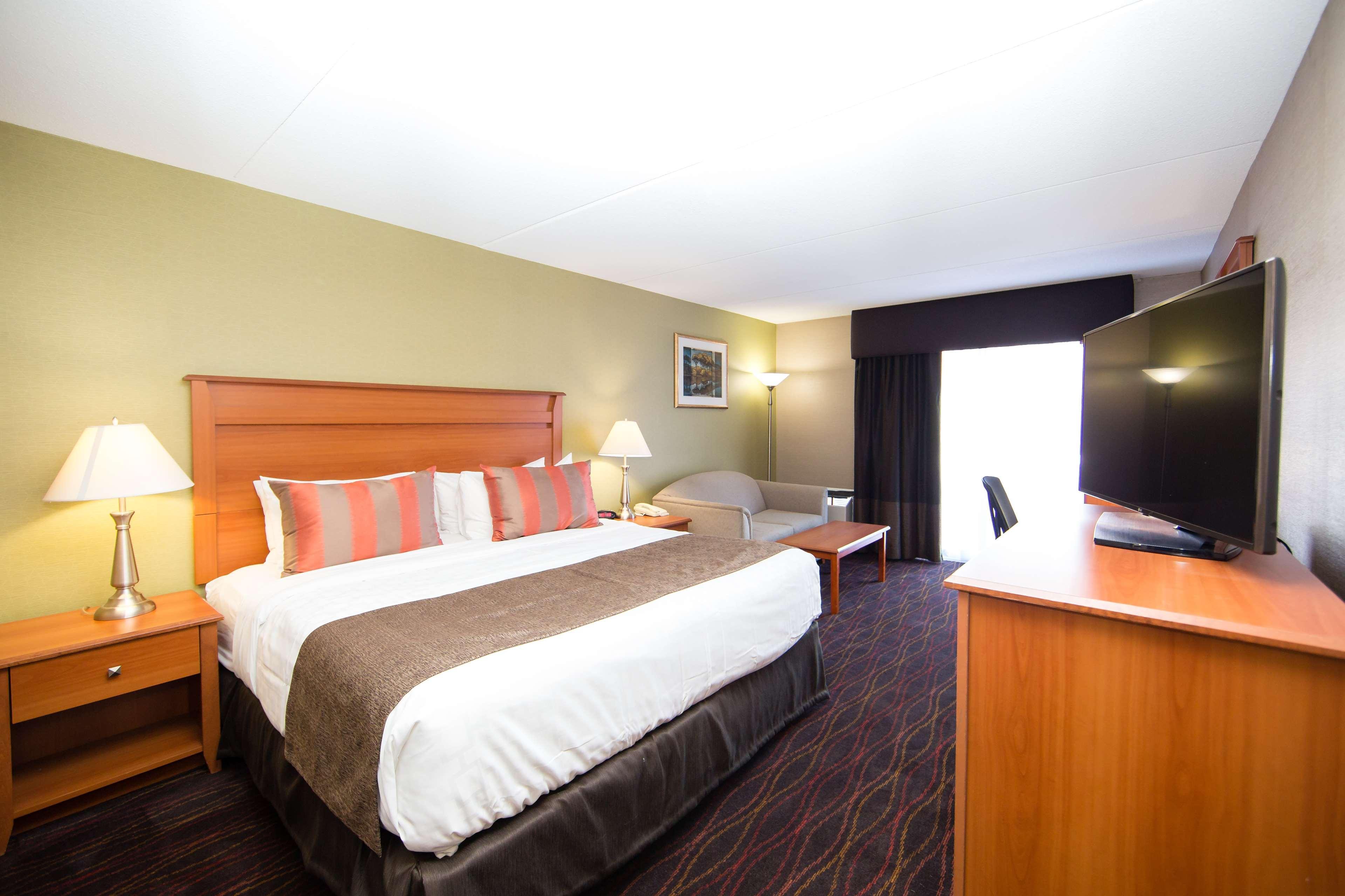 Best Western Plus Ottawa Kanata Hotel And Conference Centre Exterior foto