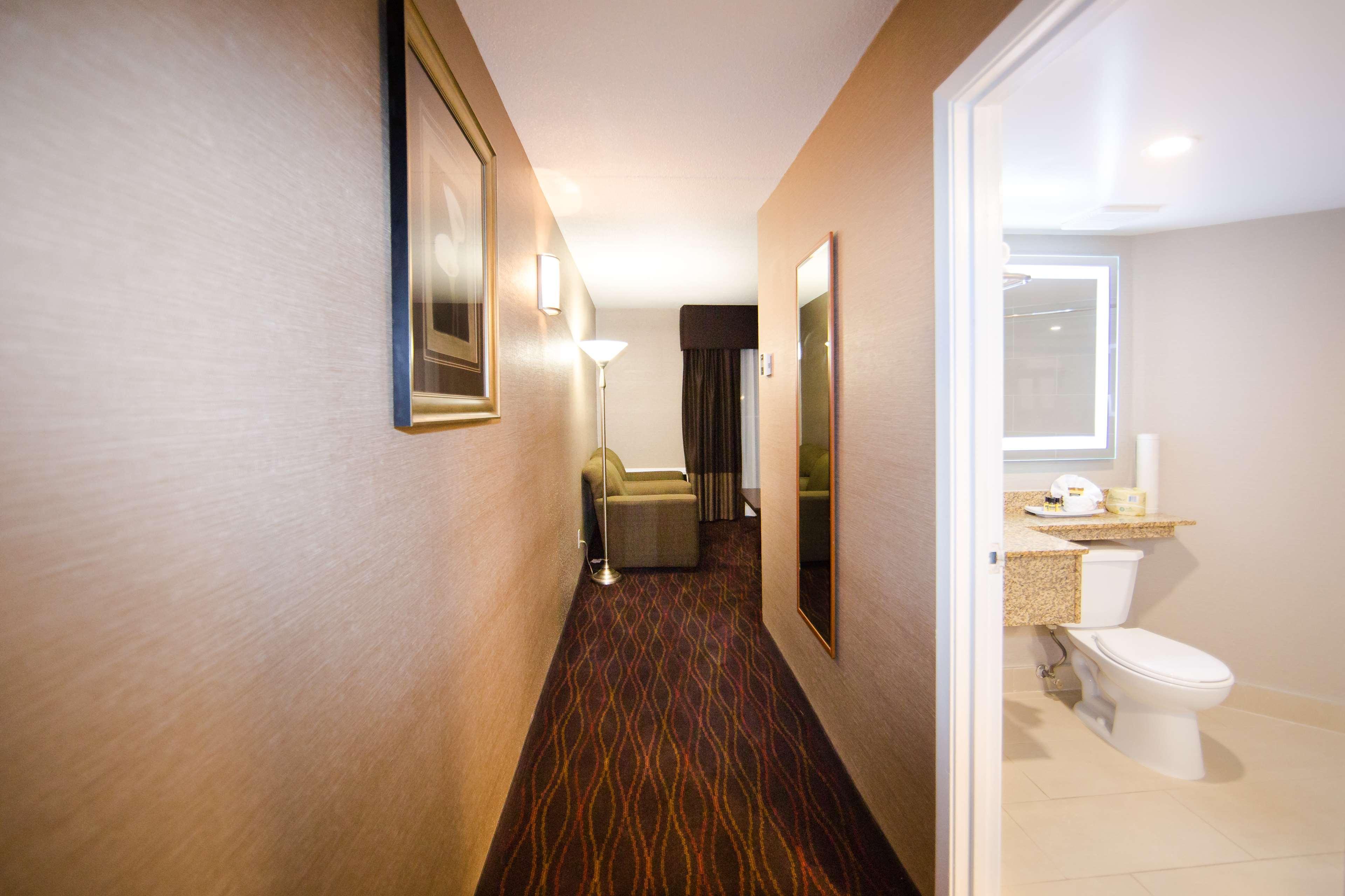 Best Western Plus Ottawa Kanata Hotel And Conference Centre Exterior foto