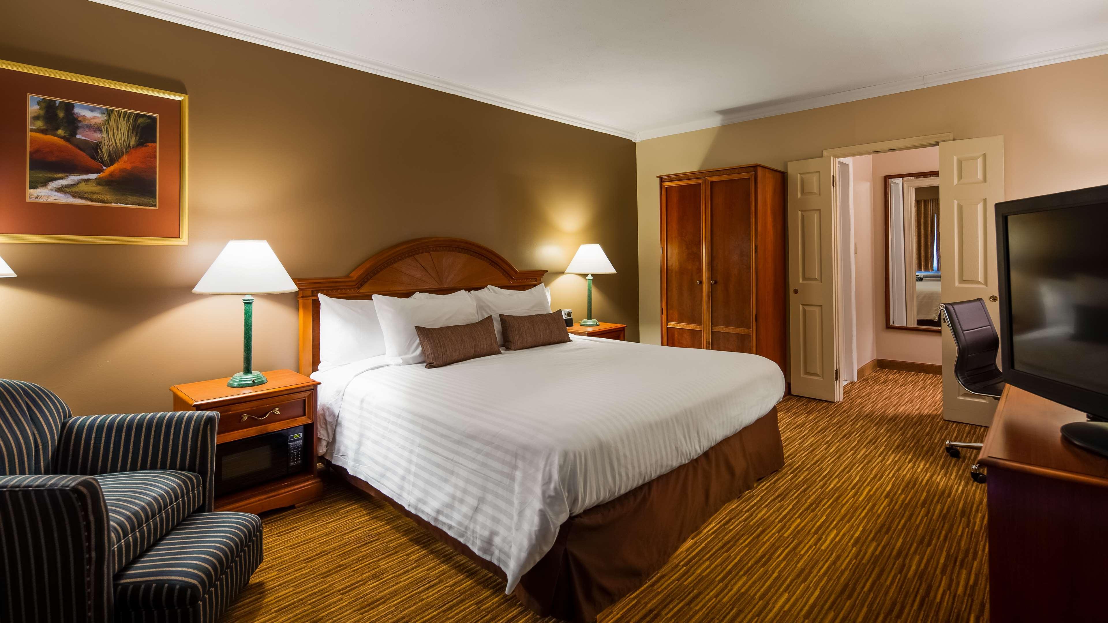 Best Western Plus Ottawa Kanata Hotel And Conference Centre Exterior foto