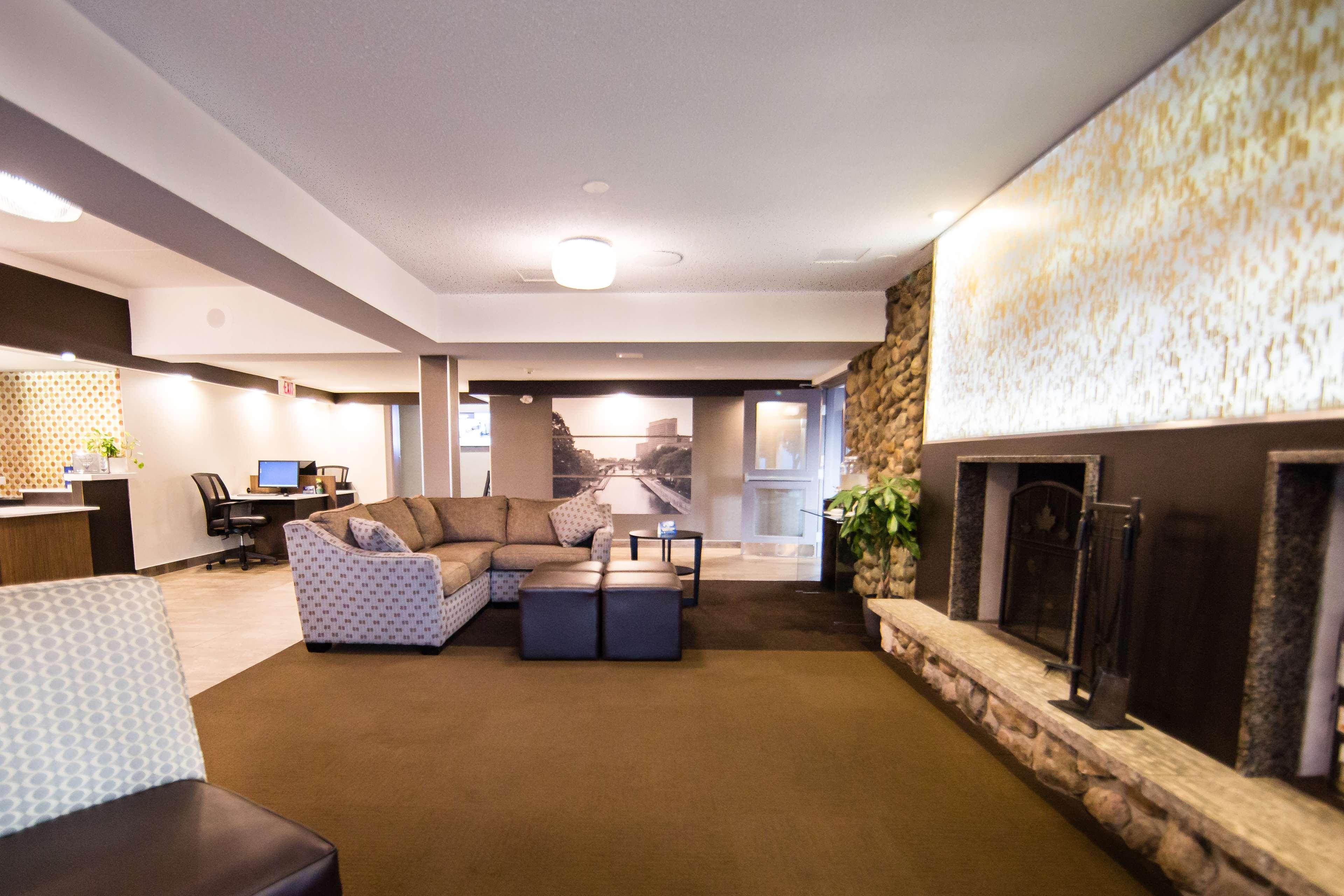 Best Western Plus Ottawa Kanata Hotel And Conference Centre Exterior foto