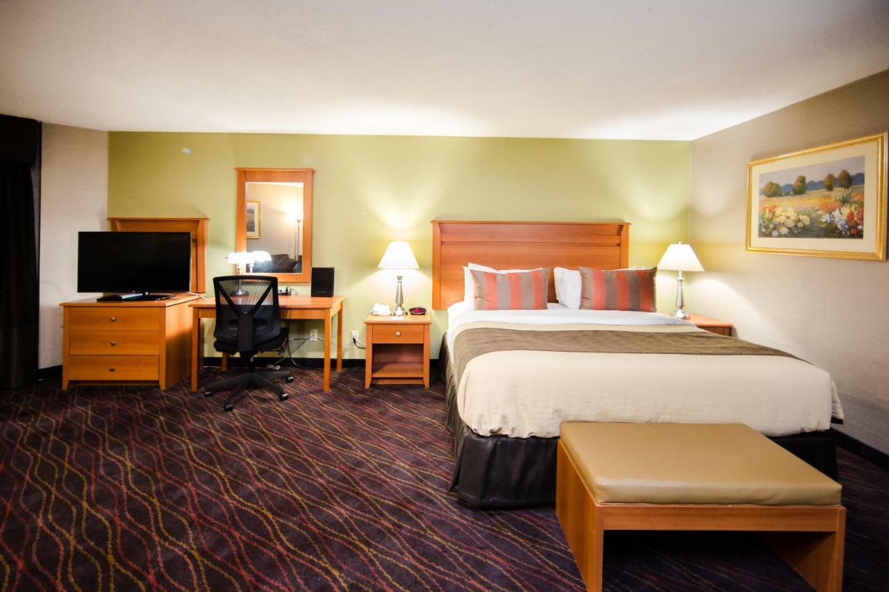Best Western Plus Ottawa Kanata Hotel And Conference Centre Exterior foto